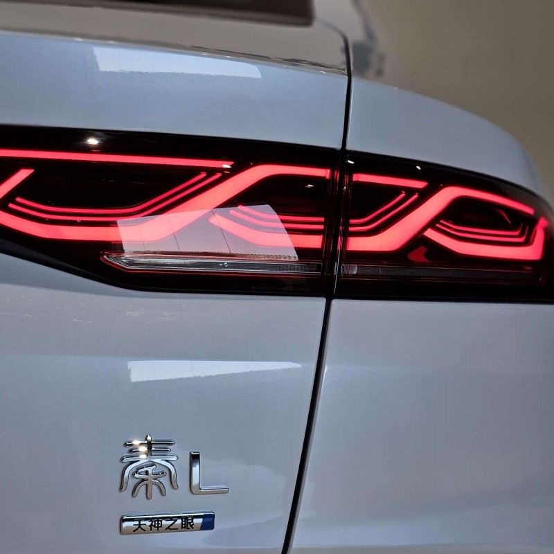 Qin L 2025 DM-i Intelligent Driving Edition 80KM Leading Edition Qin L 2025 DM-i Intelligent Driving Edition 80KM Leading Edition