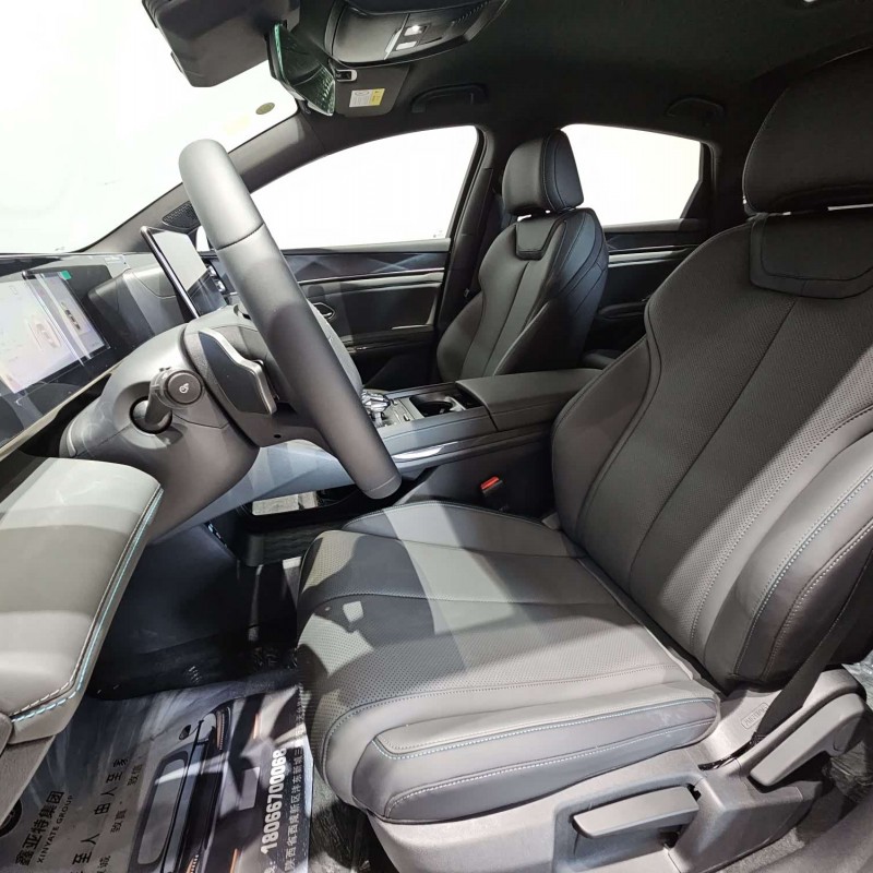 Qin L 2025 DM-i Intelligent Driving Edition 80KM Leading Edition Qin L 2025 DM-i Intelligent Driving Edition 80KM Leading Edition