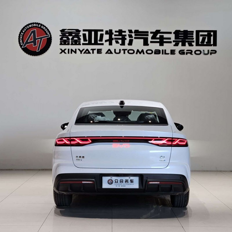 Qin L 2025 DM-i Intelligent Driving Edition 80KM Leading Edition Qin L 2025 DM-i Intelligent Driving Edition 80KM Leading Edition