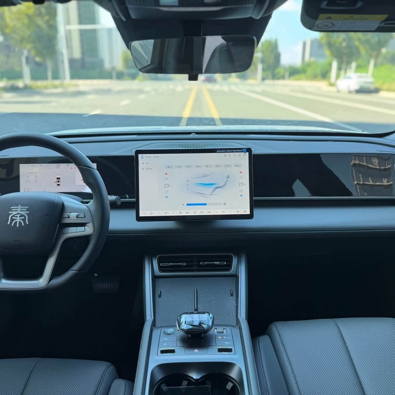 Qin L 2024 DM-i 80KM Leading Edition Qin L 2024 DM-i 80KM Leading Edition