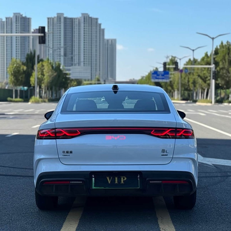 Qin L 2024 DM-i 80KM Leading Edition Qin L 2024 DM-i 80KM Leading Edition