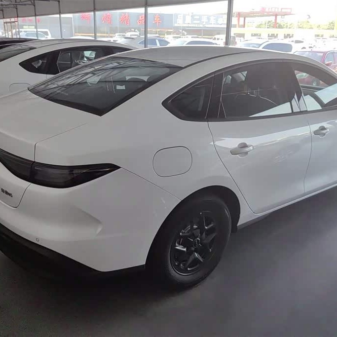 Qin PLUS 2025 DM-i Intelligent Driving Edition 55KM Leading Edition Qin PLUS 2025 DM-i Intelligent Driving Edition 55KM Leading Edition