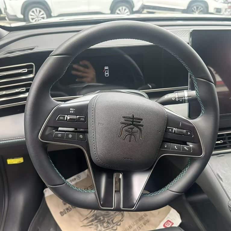 Qin L 2024 DM-i 80KM Leading Edition Qin L 2024 DM-i 80KM Leading Edition