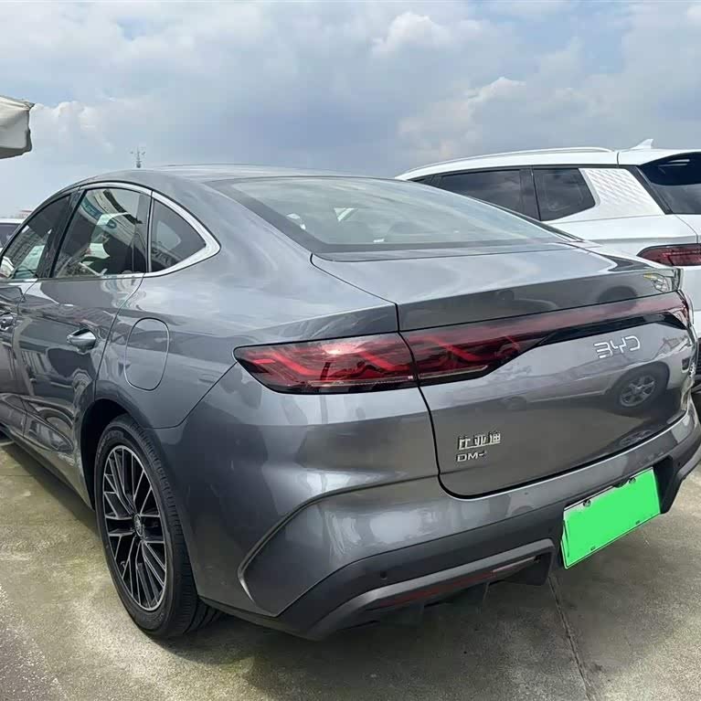 Qin L 2024 DM-i 80KM Leading Edition Qin L 2024 DM-i 80KM Leading Edition