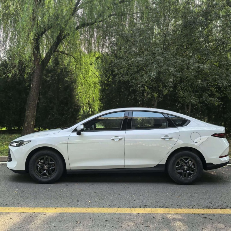 Qin PLUS 2025 DM-i Intelligent Driving Edition 55KM Leading Edition Qin PLUS 2025 DM-i Intelligent Driving Edition 55KM Leading Edition