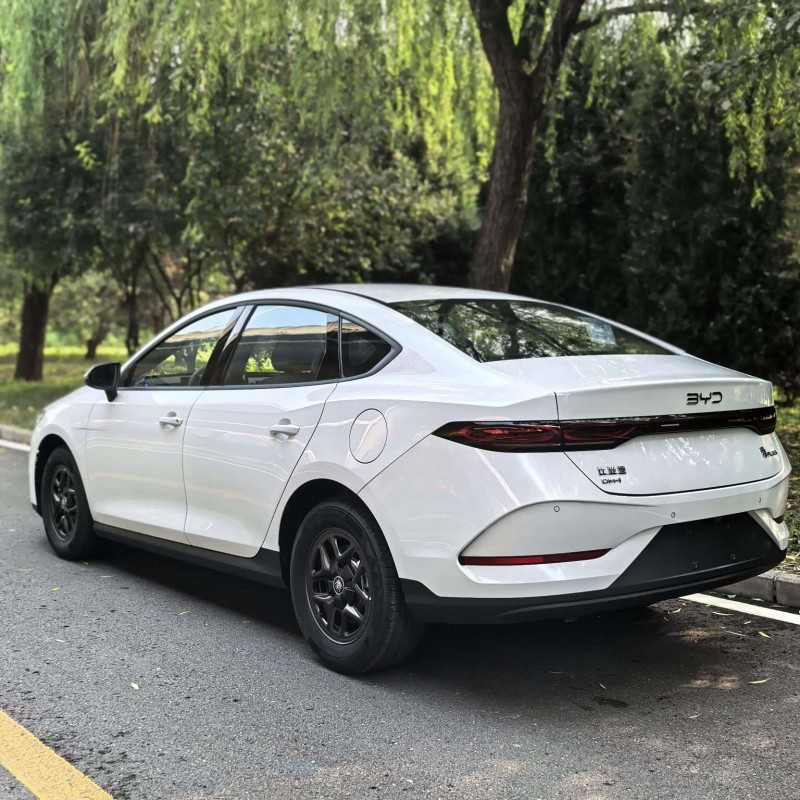 Qin PLUS 2025 DM-i Intelligent Driving Edition 55KM Leading Edition Qin PLUS 2025 DM-i Intelligent Driving Edition 55KM Leading Edition