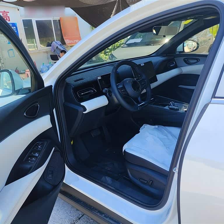 Haibao 06 New Energy 2024 DM-i 120KM Premium Edition Haibao 06 New Energy 2024 DM-i 120KM Premium Edition