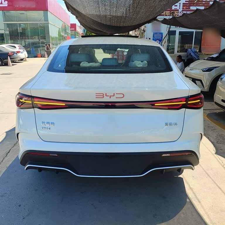 Haibao 06 New Energy 2024 DM-i 120KM Premium Edition Haibao 06 New Energy 2024 DM-i 120KM Premium Edition