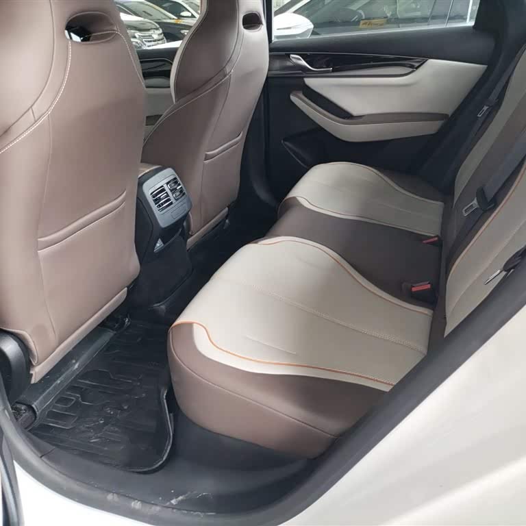 Qin PLUS 2023 Champion Edition DM-i 120KM Beyond Edition Qin PLUS 2023 Champion Edition DM-i 120KM Beyond Edition