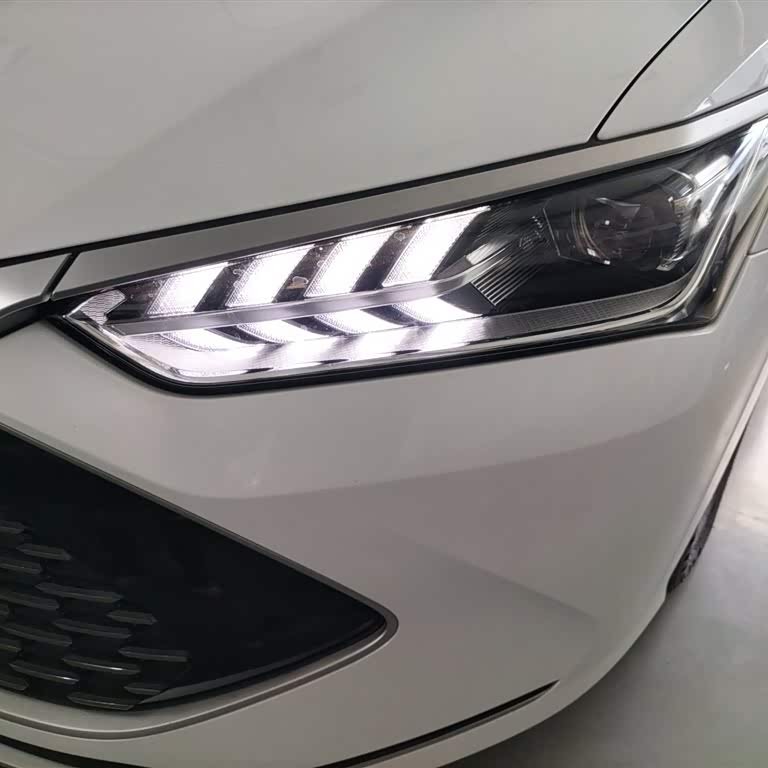 Qin PLUS 2023 Champion Edition DM-i 120KM Beyond Edition Qin PLUS 2023 Champion Edition DM-i 120KM Beyond Edition