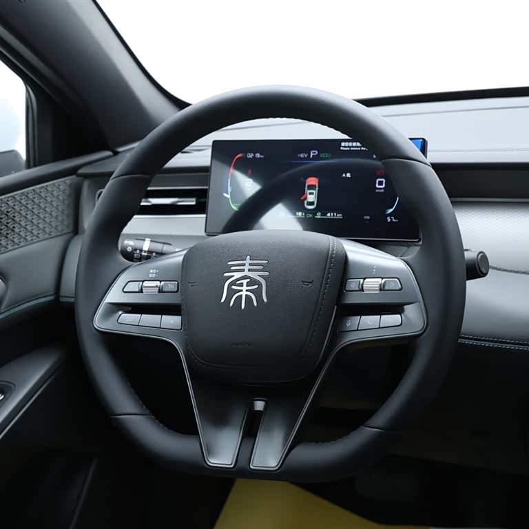 Qin PLUS 2025 DM-i Intelligent Driving Edition 55KM Leading Edition Qin PLUS 2025 DM-i Intelligent Driving Edition 55KM Leading Edition