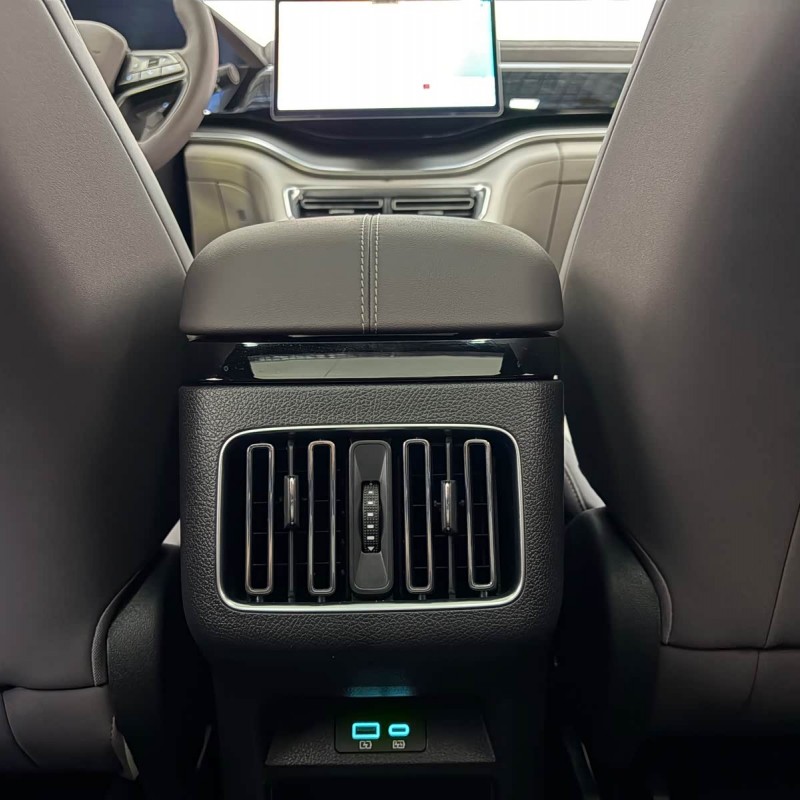 Song PLUS New Energy 2025 EV Smart Driving Edition 520km Luxury Model Song PLUS New Energy 2025 EV Smart Driving Edition 520km Luxury Model