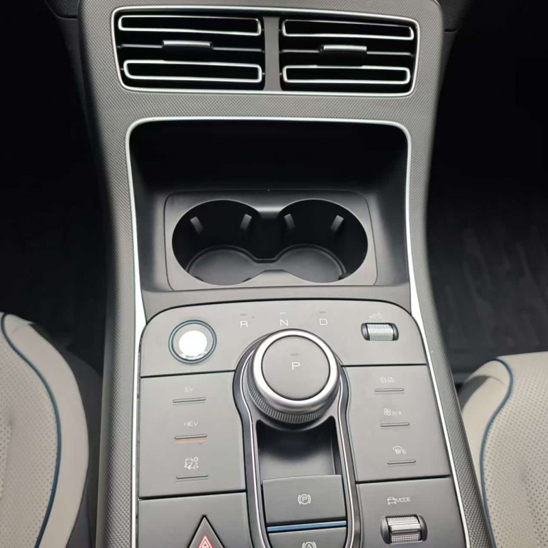 Destroyer 05 2024 Glory Edition DM-i 55KM Luxury Model Destroyer 05 2024 Glory Edition DM-i 55KM Luxury Model