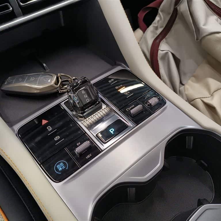 Song PLUS New Energy 2024 Honor Edition DM-i 110km Flagship PLUS Song PLUS New Energy 2024 Honor Edition DM-i 110km Flagship PLUS