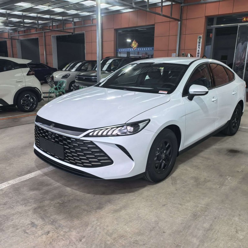 Qin PLUS 2025 DM-i Intelligent Driving Edition 55KM Leading Edition Qin PLUS 2025 DM-i Intelligent Driving Edition 55KM Leading Edition
