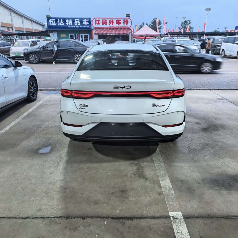 Qin PLUS 2025 DM-i Intelligent Driving Edition 55KM Leading Edition Qin PLUS 2025 DM-i Intelligent Driving Edition 55KM Leading Edition
