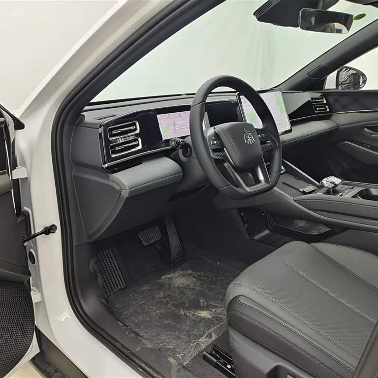 Qin L 2025 DM-i Intelligent Driving Edition 80KM Leading Edition Qin L 2025 DM-i Intelligent Driving Edition 80KM Leading Edition