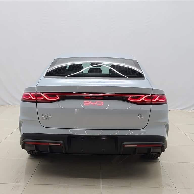 Qin L 2024 DM-i 80KM Beyond Edition Qin L 2024 DM-i 80KM Beyond Edition