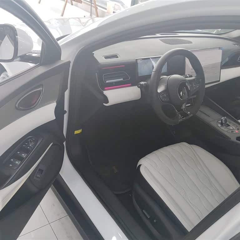 Haibao 06 New Energy 2024 DM-i 120KM Flagship Model Haibao 06 New Energy 2024 DM-i 120KM Flagship Model
