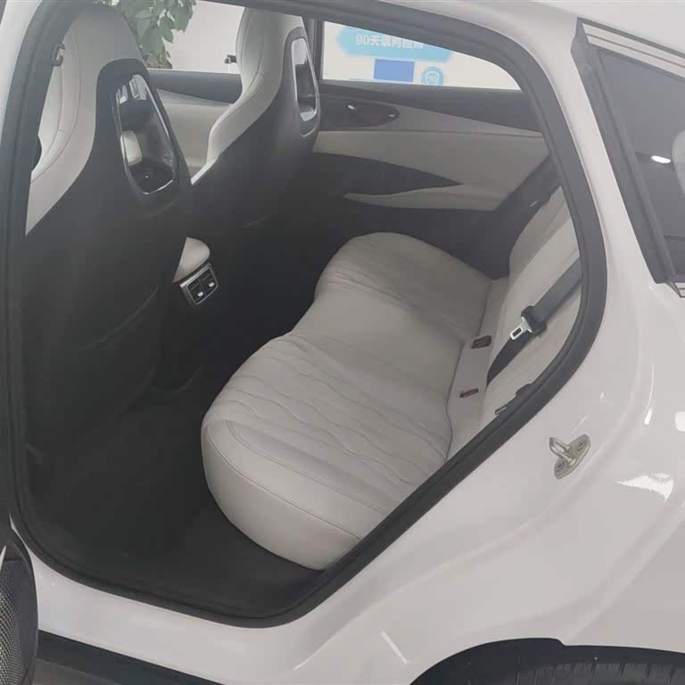 Haibao 06 New Energy 2024 DM-i 120KM Flagship Model Haibao 06 New Energy 2024 DM-i 120KM Flagship Model