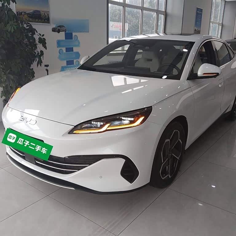 Haibao 06 New Energy 2024 DM-i 120KM Flagship Model Haibao 06 New Energy 2024 DM-i 120KM Flagship Model
