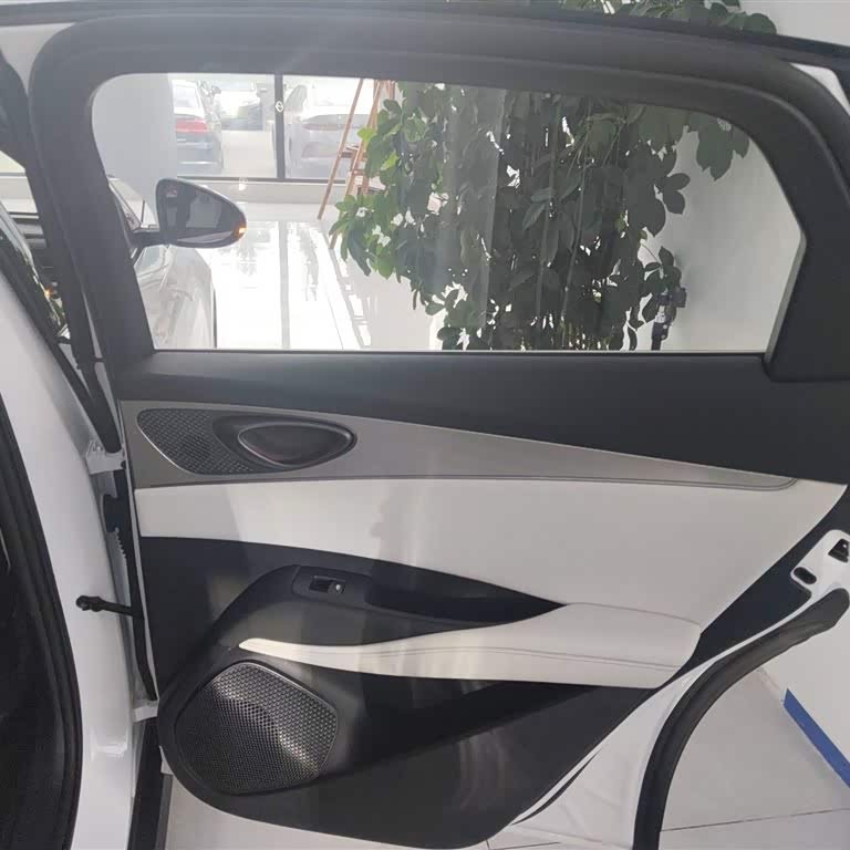 Haibao 06 New Energy 2024 DM-i 120KM Flagship Model Haibao 06 New Energy 2024 DM-i 120KM Flagship Model