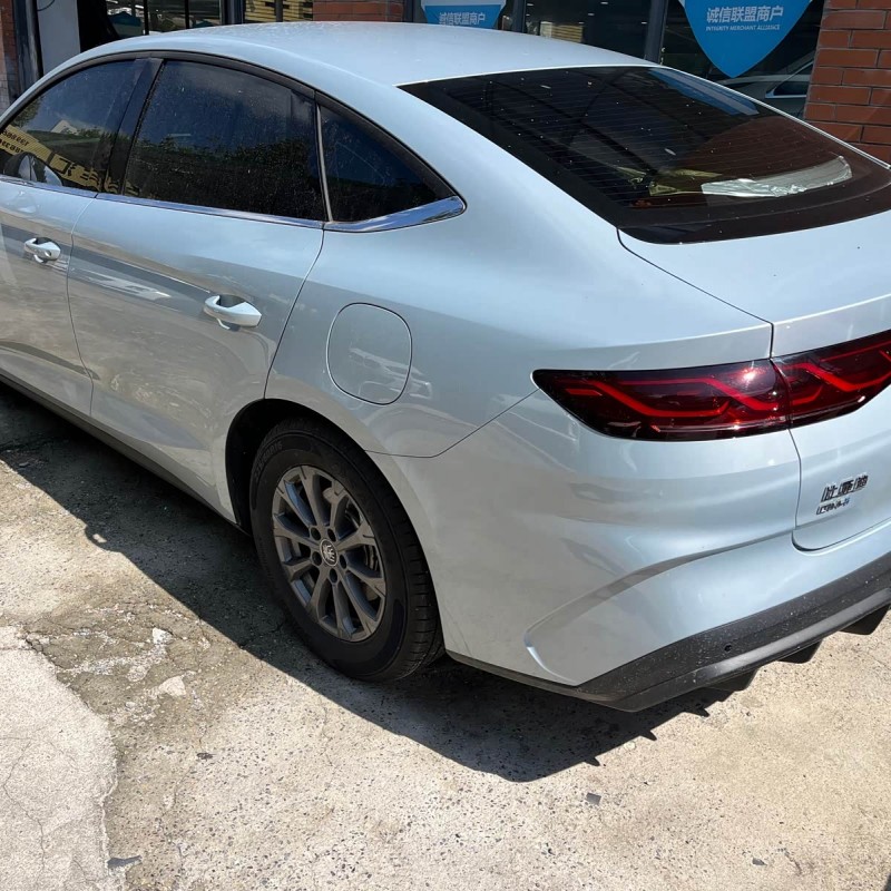 Qin L 2024 DM-i 80KM Leading Edition Qin L 2024 DM-i 80KM Leading Edition
