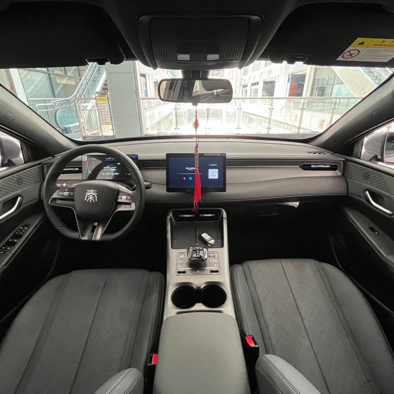 Qin PLUS 2025 DM-i Intelligent Driving Edition 55KM Leading Edition Qin PLUS 2025 DM-i Intelligent Driving Edition 55KM Leading Edition