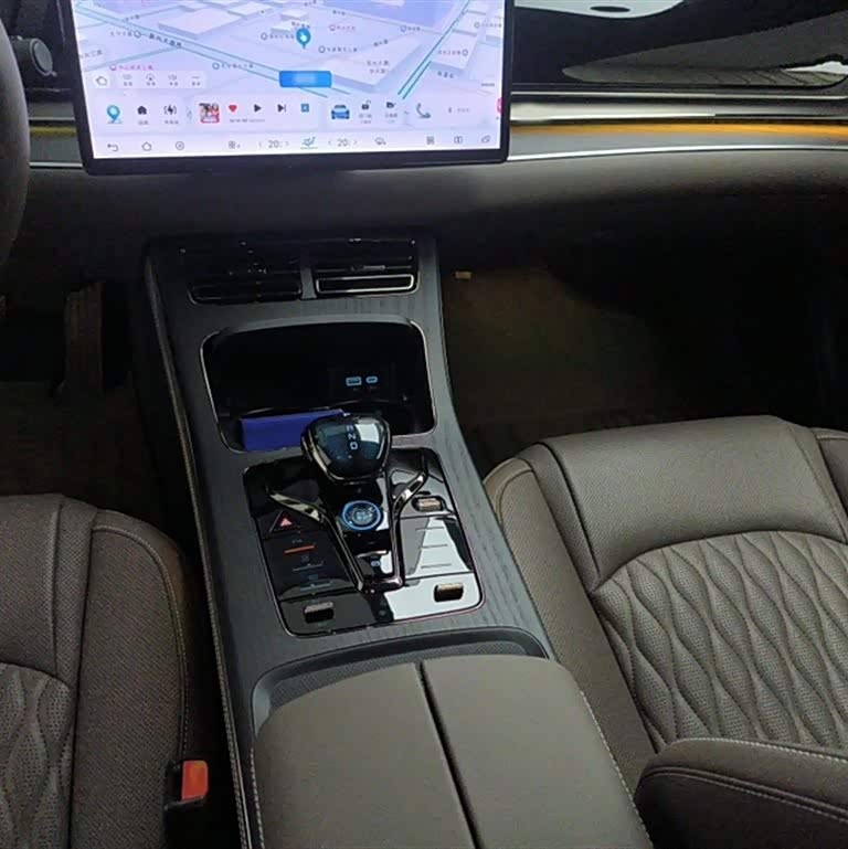 Han 2024 DM-i Honor Edition 121KM Premium Edition Han 2024 DM-i Honor Edition 121KM Premium Edition