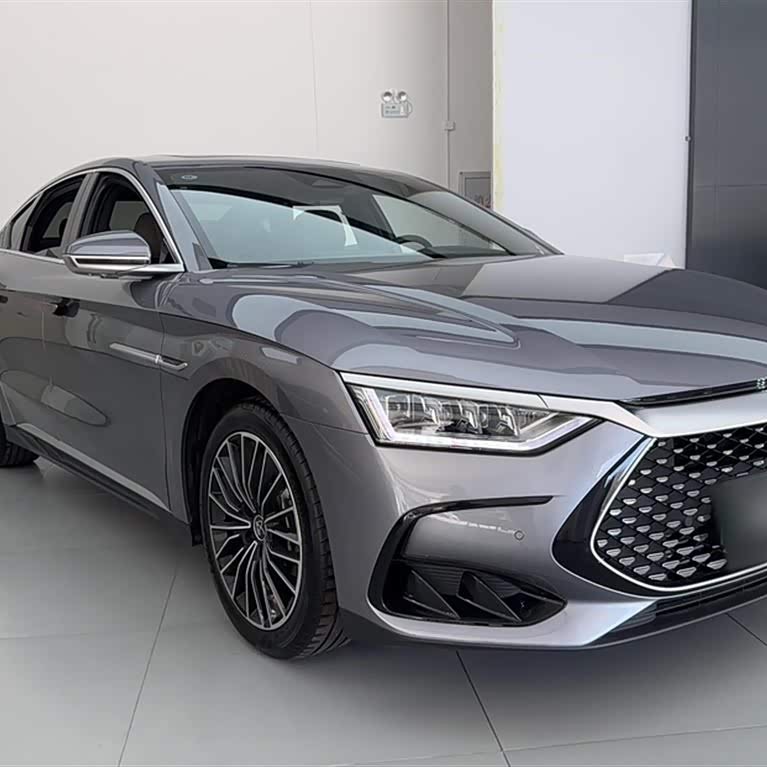 Han 2024 DM-i Honor Edition 121KM Premium Edition Han 2024 DM-i Honor Edition 121KM Premium Edition