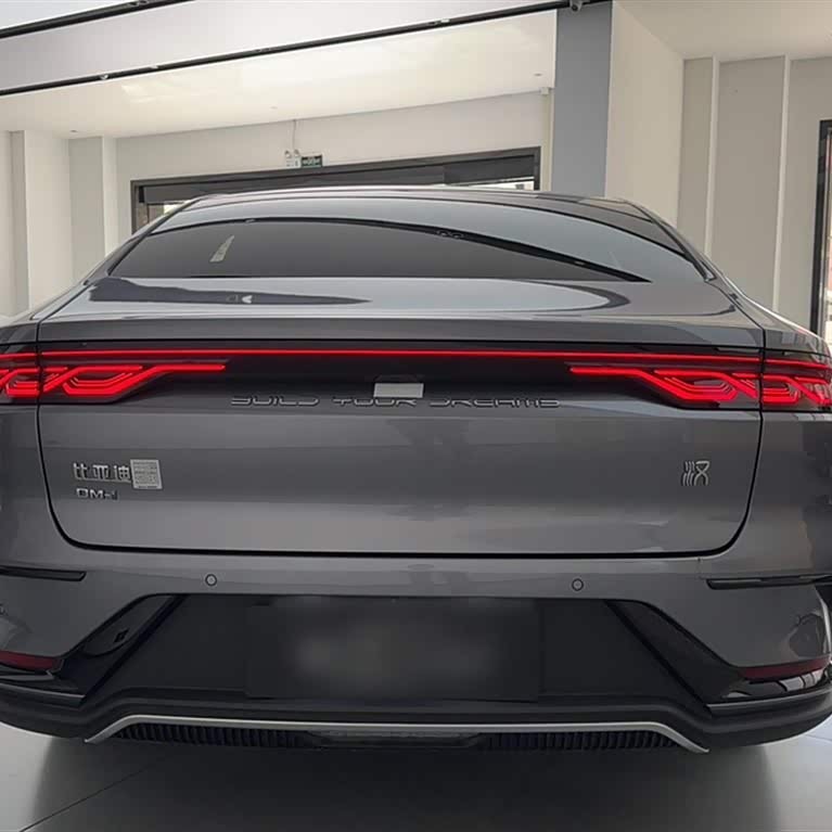 Han 2024 DM-i Honor Edition 121KM Premium Edition Han 2024 DM-i Honor Edition 121KM Premium Edition