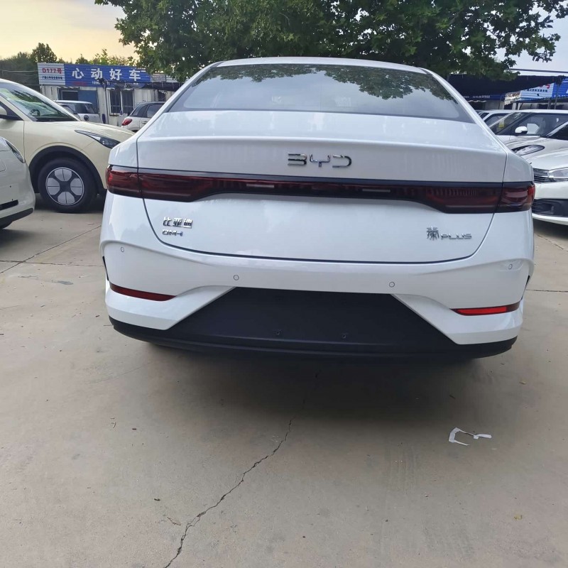 Qin PLUS 2025 DM-i Intelligent Driving Edition 55KM Leading Edition Qin PLUS 2025 DM-i Intelligent Driving Edition 55KM Leading Edition