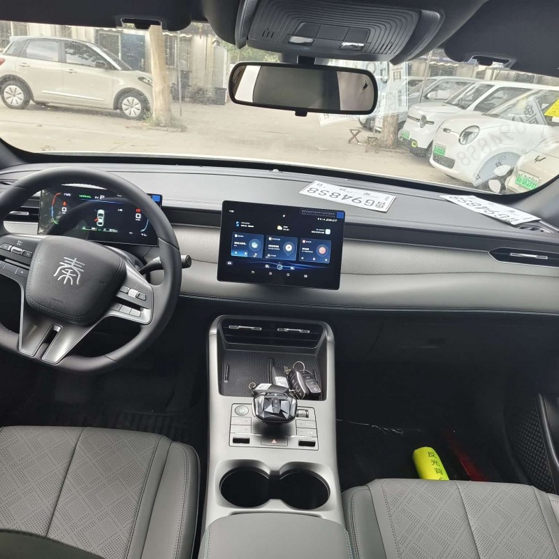 Qin PLUS 2025 DM-i Intelligent Driving Edition 55KM Leading Edition Qin PLUS 2025 DM-i Intelligent Driving Edition 55KM Leading Edition