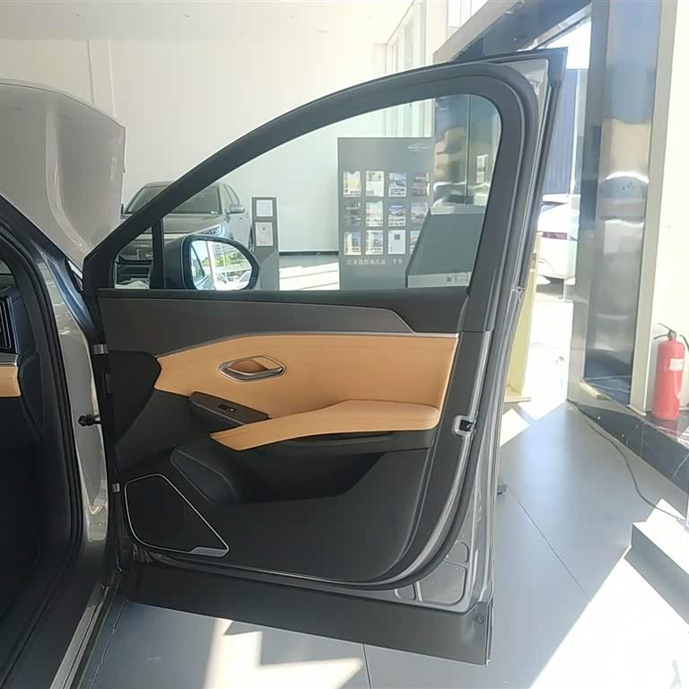 Song L DM-i 2024 model 112km surpassing model Song L DM-i 2024 model 112km surpassing model