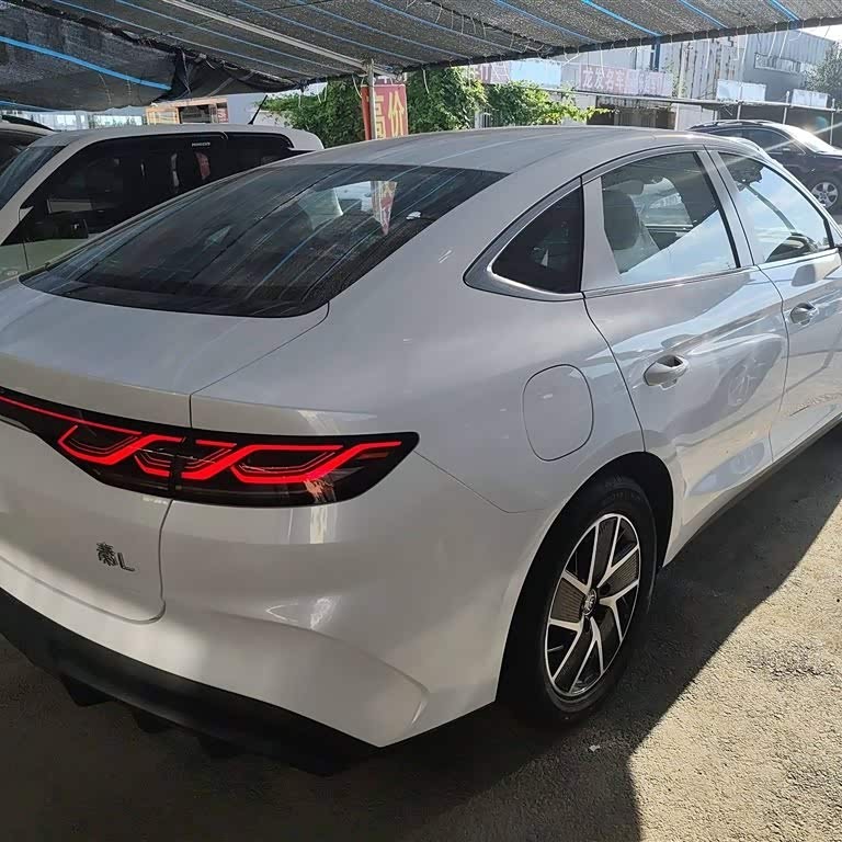Qin L 2024 DM-i 80KM Beyond Edition Qin L 2024 DM-i 80KM Beyond Edition