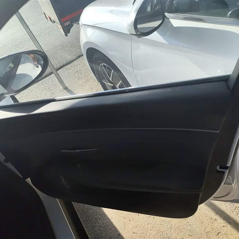 Qin L 2024 DM-i 80KM Beyond Edition Qin L 2024 DM-i 80KM Beyond Edition