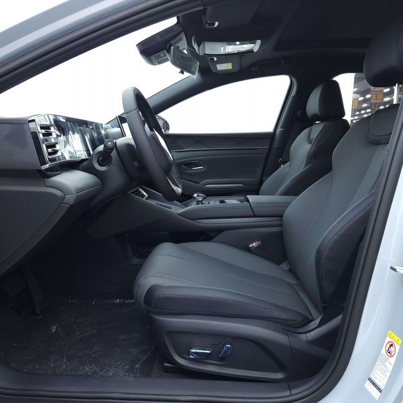 Qin L 2024 DM-i 120KM Leading Edition Qin L 2024 DM-i 120KM Leading Edition