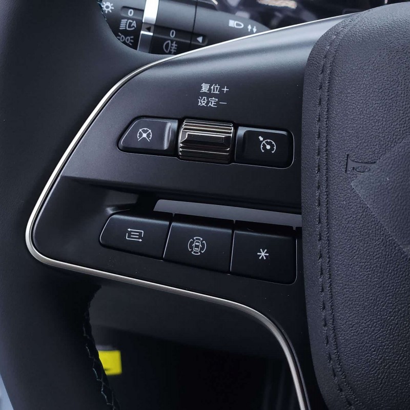 Qin L 2024 DM-i 120KM Leading Edition Qin L 2024 DM-i 120KM Leading Edition