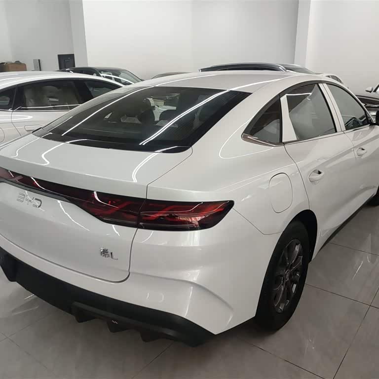 Qin L 2024 DM-i 80KM Leading Edition Qin L 2024 DM-i 80KM Leading Edition