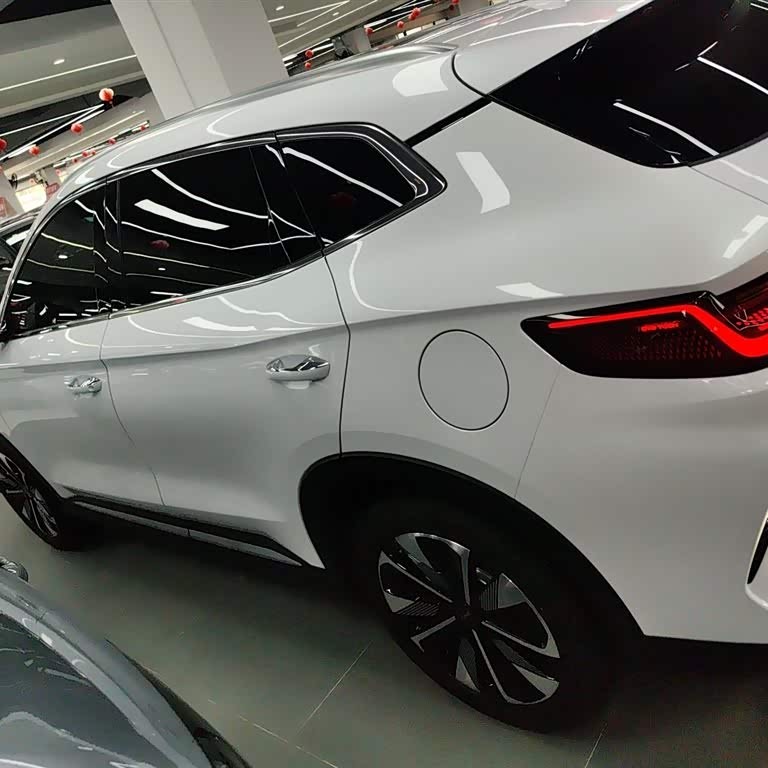 Song PLUS New Energy 2025 DM-i 112KM Premium Edition Song PLUS New Energy 2025 DM-i 112KM Premium Edition