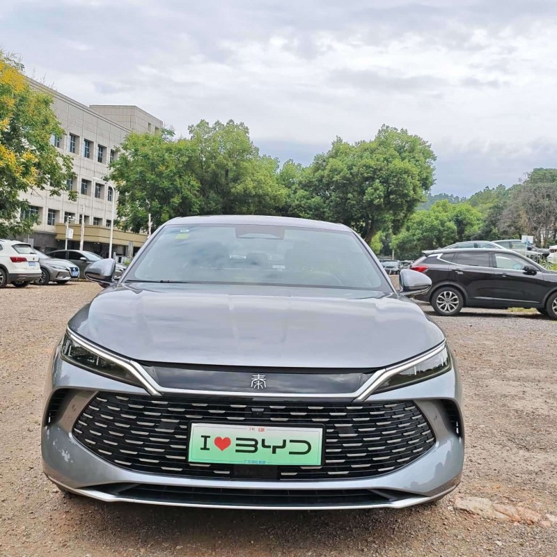 Qin L 2025 DM-i Intelligent Driving Edition 120KM Leading Model Qin L 2025 DM-i Intelligent Driving Edition 120KM Leading Model