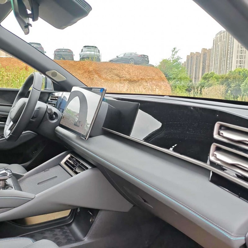 Qin L 2025 DM-i Intelligent Driving Edition 120KM Leading Model Qin L 2025 DM-i Intelligent Driving Edition 120KM Leading Model
