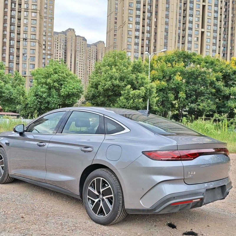 Qin L 2025 DM-i Intelligent Driving Edition 120KM Leading Model Qin L 2025 DM-i Intelligent Driving Edition 120KM Leading Model