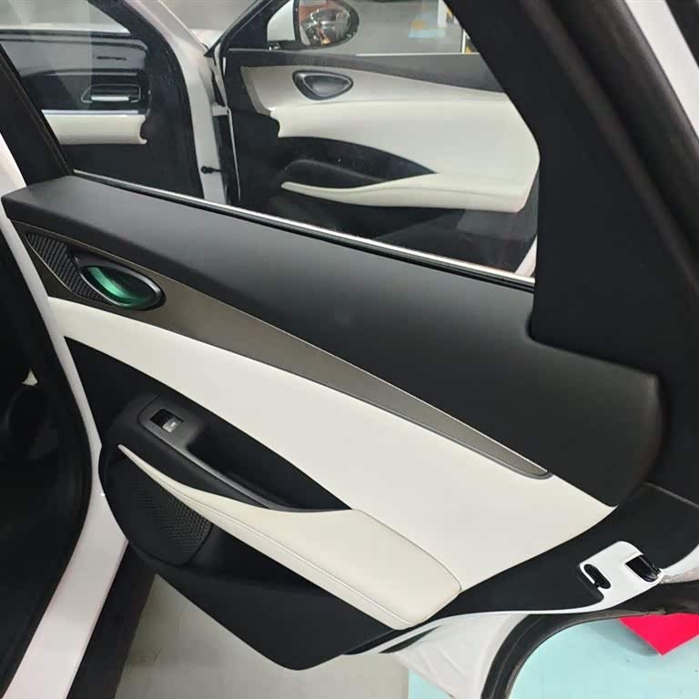 Haibao 06 New Energy 2024 DM-i 120KM Flagship Model Haibao 06 New Energy 2024 DM-i 120KM Flagship Model
