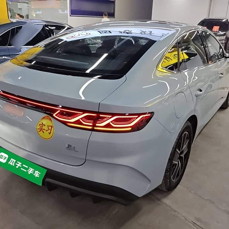 Qin L 2024 DM-i 120KM Beyond Edition Qin L 2024 DM-i 120KM Beyond Edition