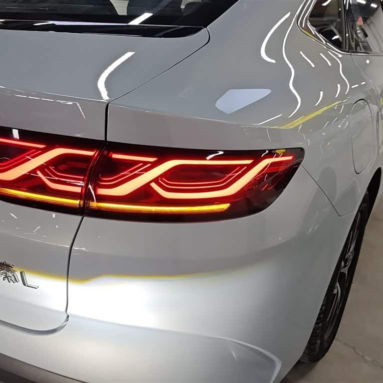 Qin L 2024 DM-i 120KM Beyond Edition Qin L 2024 DM-i 120KM Beyond Edition
