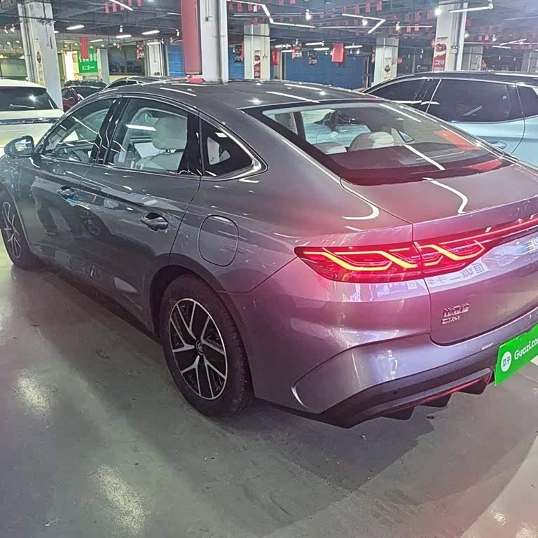 Qin L 2024 DM-i 120KM Beyond Edition Qin L 2024 DM-i 120KM Beyond Edition