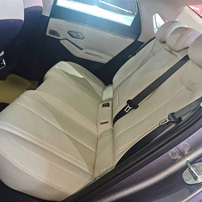 Qin L 2024 DM-i 120KM Beyond Edition Qin L 2024 DM-i 120KM Beyond Edition
