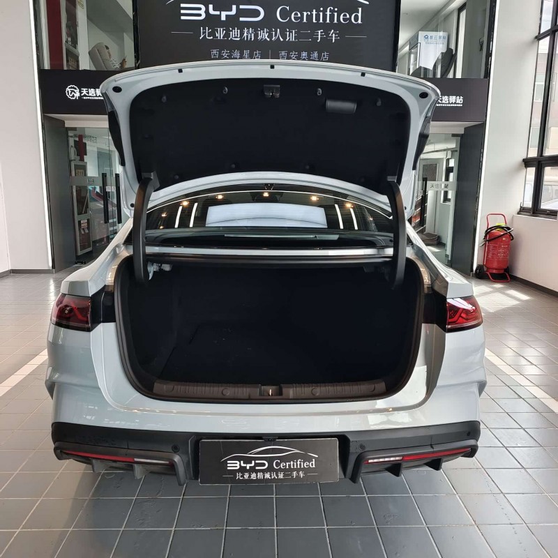 Qin L 2025 DM-i Intelligent Driving Edition 120KM Excellence Edition Qin L 2025 DM-i Intelligent Driving Edition 120KM Excellence Edition