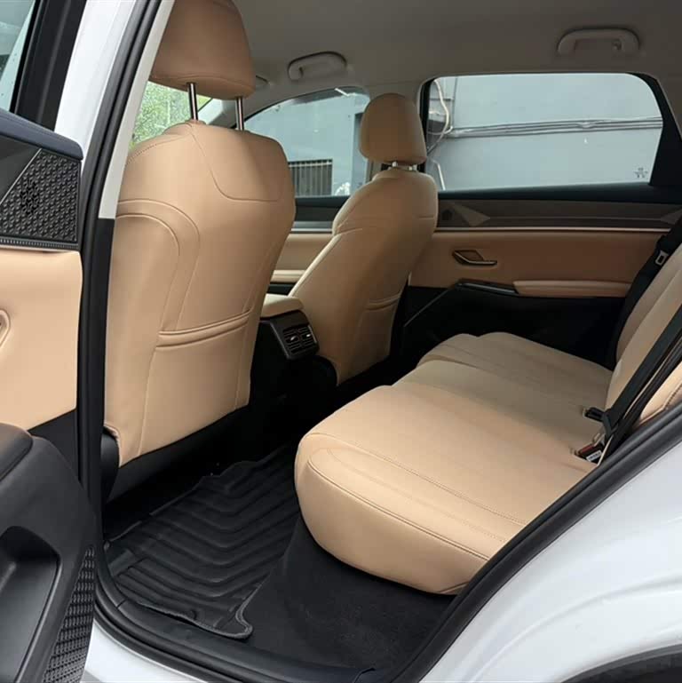Song Pro New Energy 2025 Second Generation DM-i 75KM Leading Edition Song Pro New Energy 2025 Second Generation DM-i 75KM Leading Edition